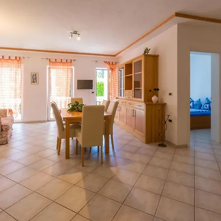 Apartment Jurincic