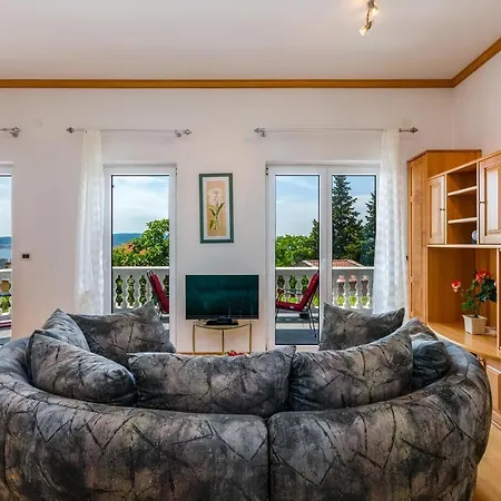 Apartment Jurincic