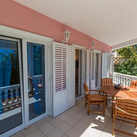 Apartment Jurincic *